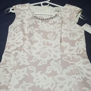 Lilac color dress, size 12, pass knee